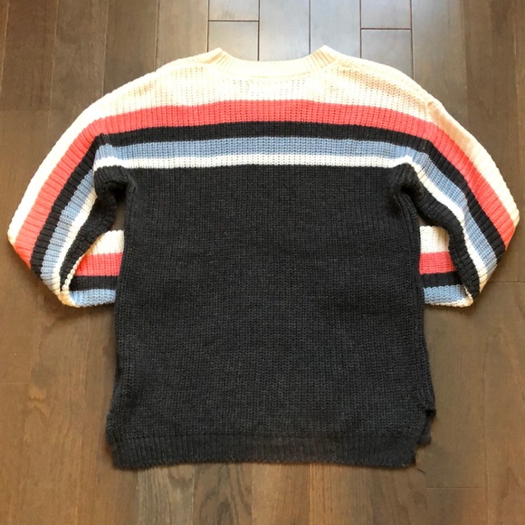 🌟 Colorblock Sweater - Picture 2 of 2